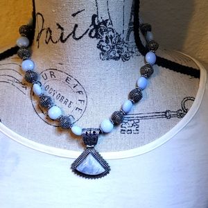 SEMI PRECIOUS STONE NECKLACE